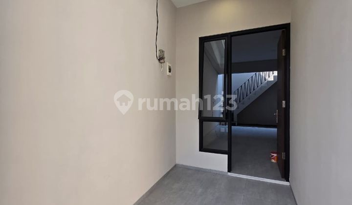 Rumah baru modern minimalis di Kayu putih jakarta timur  2