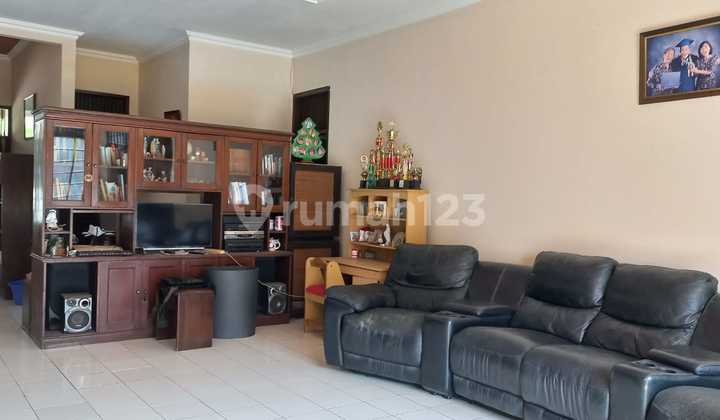 Tanah bonus rumah di komplek billymoon pondok kelapa  2