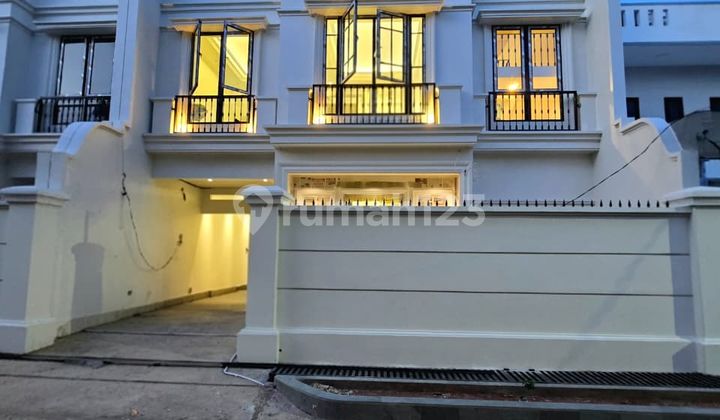 Rumah baru mewah design classic  modern di cempaka putih Jakarta Pisat 