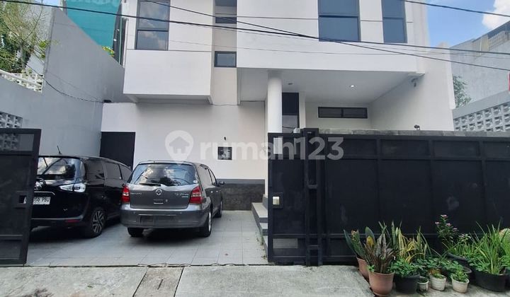 Rumah baru siap huni di kayumas Jakarta timur  1