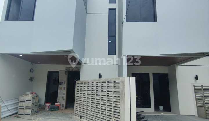 Rumah baru di cluster strategis di condet Jakarta Timur  2