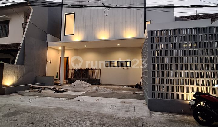 Rumah baru design modern di duren sawit jakarta timur 