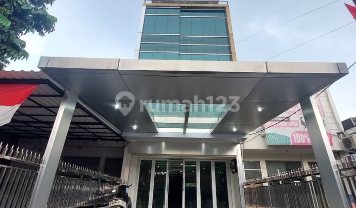 Gedung Kantor di Tebet Barat Jakarta Selatan