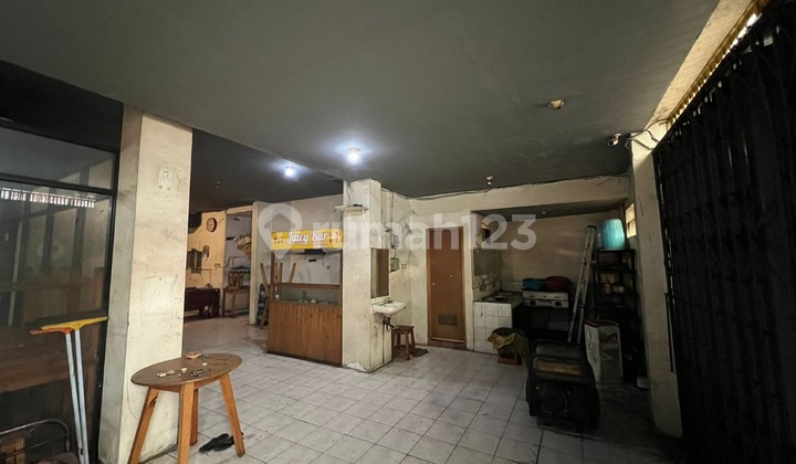 For Rent: Shop House Suitable for Restaurant, Cafe, Store, and Other Businesses in Jembatan Lima, West Jakarta 2