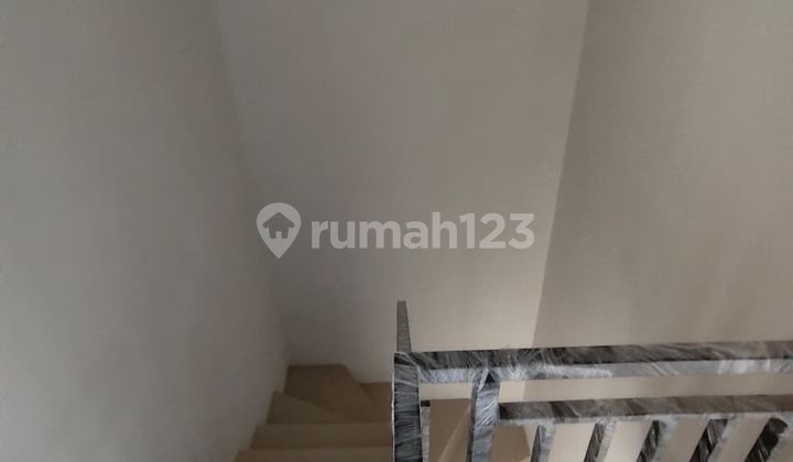 FOR SALE: PARKSPRING GADING HOUSE, NORTH JAKARTA