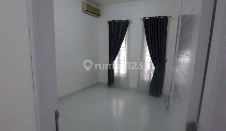 Bintaro Rumah Minimalis Dekat Bintaro Plaza 8