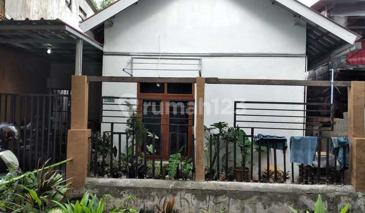 Rumah Renovasi Belakang Mall Kota Kasablanka (Kokas), Setiabudi, Kuningan, Jakarta Selatan Rumah Renovasi Belakang Mall Kota Kasablanka (Kokas), Setiabudi, Kuningan, Jakarta Selatan