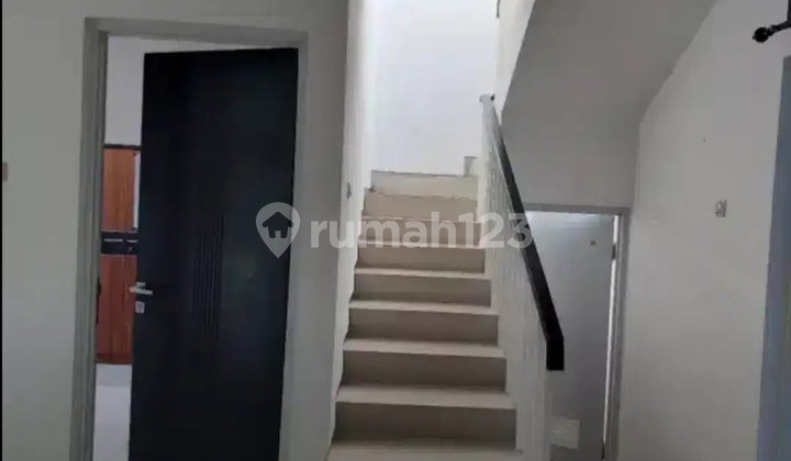 Rumah Cantik Dalam Cluster Sektor 3a Area (bu) Siap Huni 2
