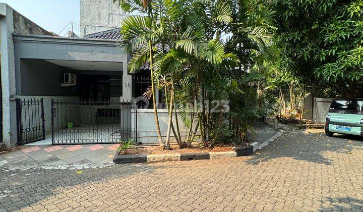 Rumah Bagus SHM di Srengseng , Jakarta Barat 2