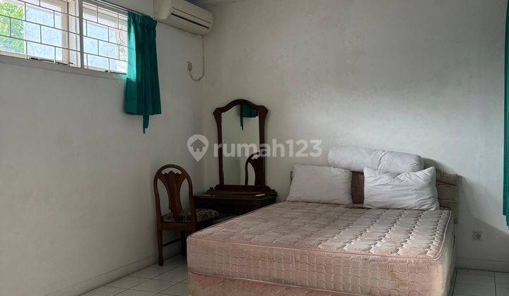 Rumah 2 Lantai SHM di Pondok Indah, Jakarta Selatan 2