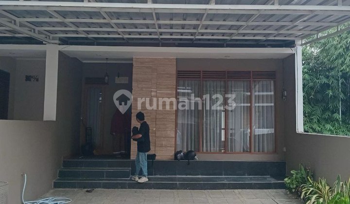 Rumah Bagus Ciwaruga Dekat Sariwangi, Gegerkalong Bandung