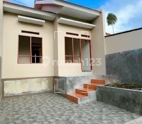 Cash Only !!! Rumah Baru Harga All In Banyak Bonus Di Sariwangi Bandung