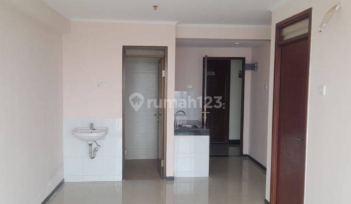 2 BR 50 m2 Lt 10 Apartemen Gateway Pasteur Bandung 2