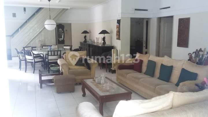 Rumah manis turangga buah batu dekat gatot subroto