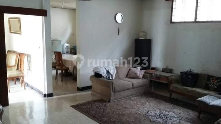 Rumah hitung tanah Turangga dekat buah batu, gatot subroto Rumah hitung tanah Turangga dekat buah batu, gatot subroto