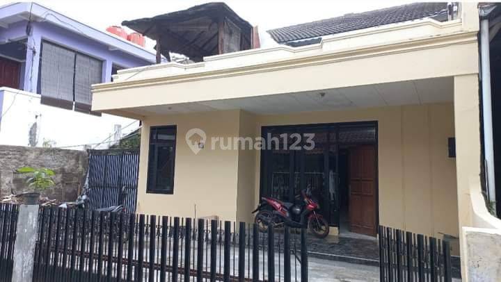 Rumah ciateul dekat pungkur, otista, moh toha bandung 1