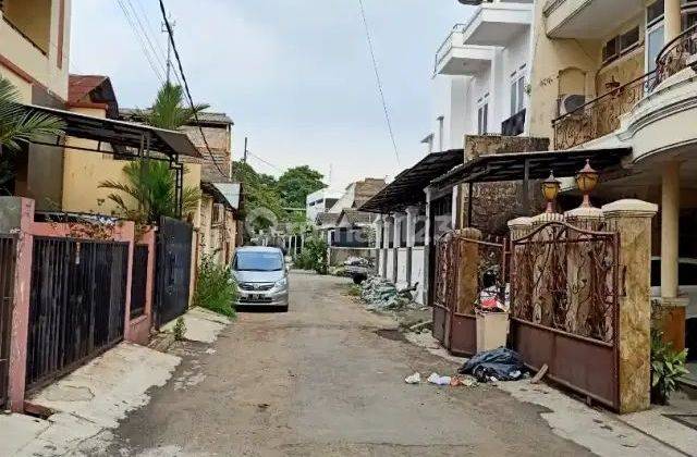 Rumah pusat kota jatipermai inhoftank dekat muara, kurdi bandung 1