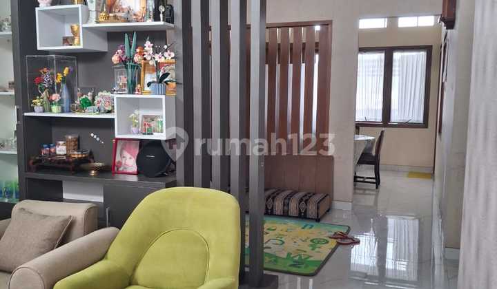 Rumah Cantik Sayap Sarijadi Gegerkalong Bandung 2