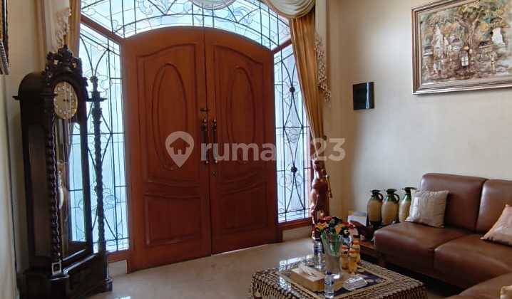 Rumah Klasik Batununggal Sayap Buah Batu Bandung Rumah Klasik Batununggal Sayap Buah Batu Bandung