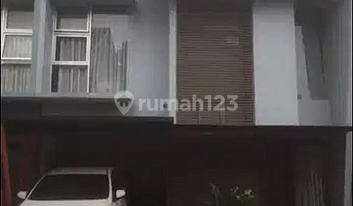 Rumah Minimalis Cigadung Dekat Cikutra, Dago Bandung