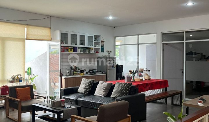 Contemporary House Near Griya Yogya, Buah Batu Toll Road Bandung 2