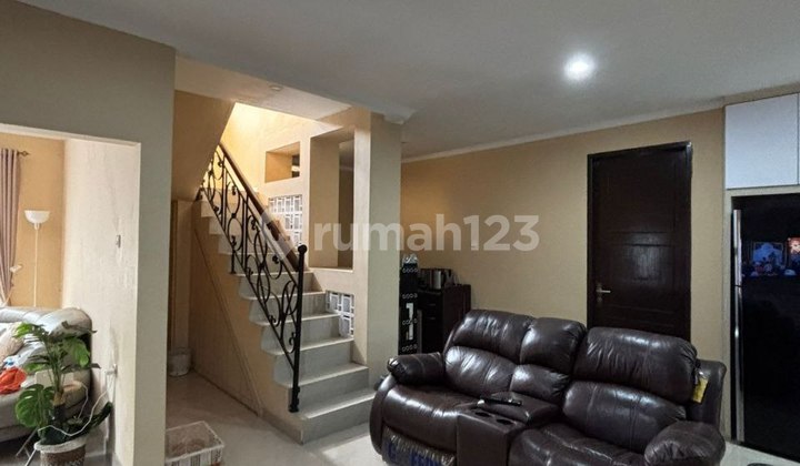 Rumah Setraduta Dekat Sarijadi, Pasteur Bandung 2