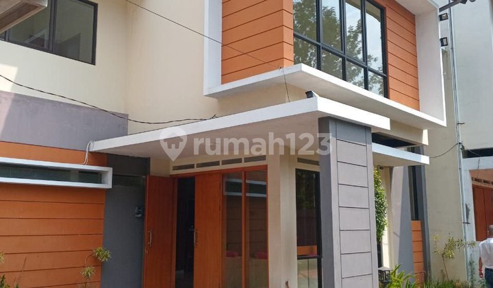 Villa 2 Lantai Lembang Bandung