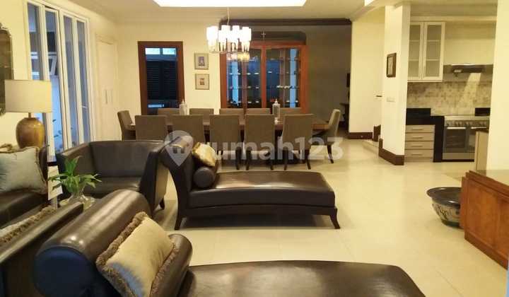 Rumah Mewah Batununggal Indah Dekat Buah Batu Bandung Rumah Mewah Batununggal Indah Dekat Buah Batu Bandung