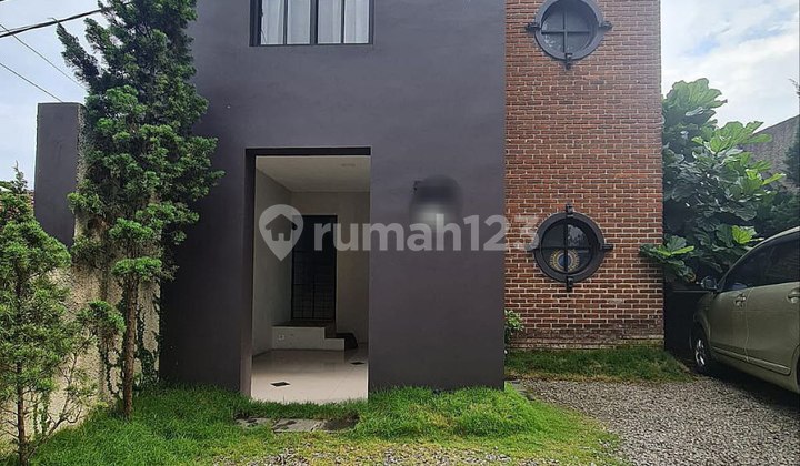 Rumah View Bandung @Dago Ciburial Bandung 1