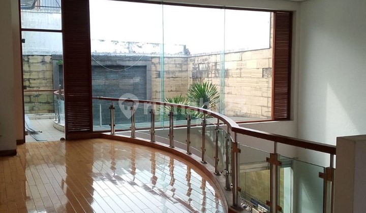 Rumah Mewah Sukahaji Dekat Gegerkalong, Sutami Bandung 2