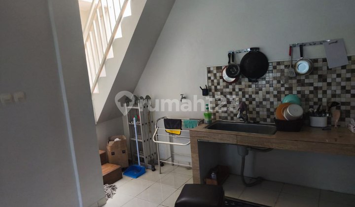 Minimalist House in Cihanjuang Valley, Parongpong, West Bandung 2