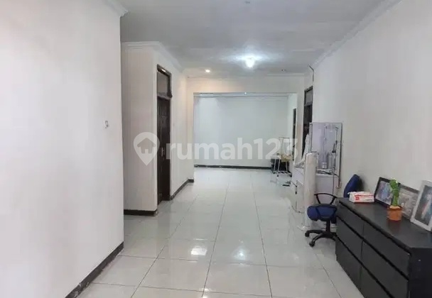 Rumah Tanah Besar Cihanjuang Cimahi Dekat Sariwangi Rumah Tanah Besar Cihanjuang Cimahi Dekat Sariwangi