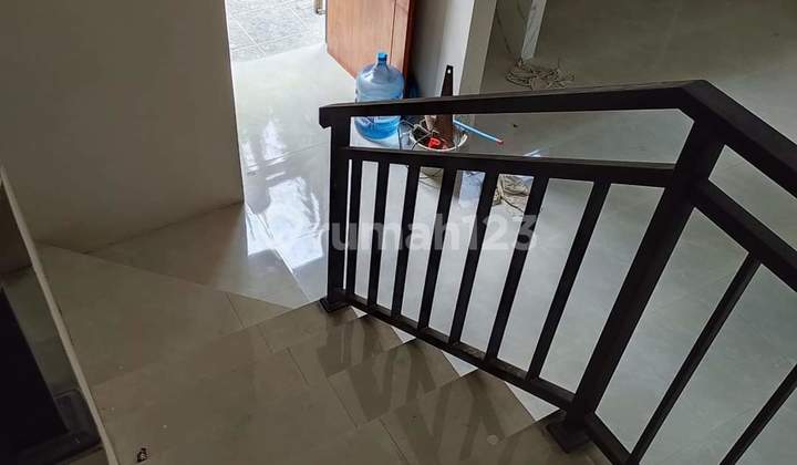 New 'Scandinavian Contemporary' House in Arcamanik Bandung 2