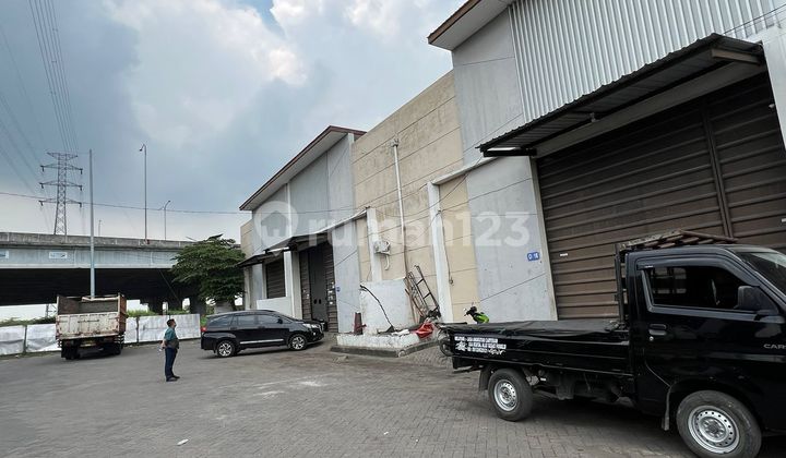 Prambanan Gresik Warehouse Near Sumo Toll Road Ready to Use Prambanan Gresik Warehouse Near Sumo Toll Road Ready to Use