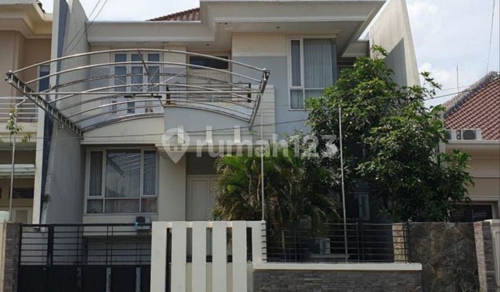 Rumah Manyar Kertoadi Minimalis Strategis Row 5 Mobil