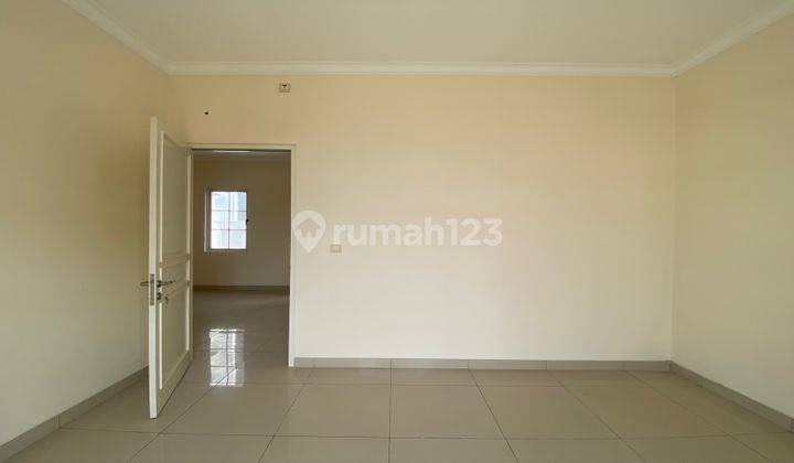 Sewa Rumah Termurah Hoek Siap Huniii  Unfurnished 2