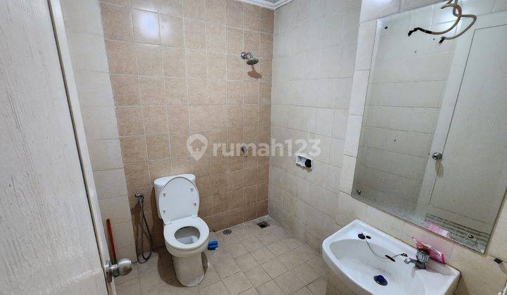 Sewa di Green Lake City Ruko Unfurnished 3