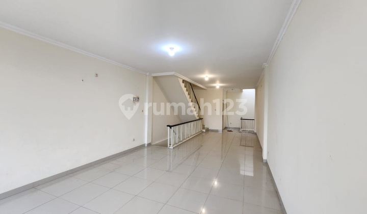 SEWA RUMAH PALING MURAHH  di Green Lake City 286 m² 6