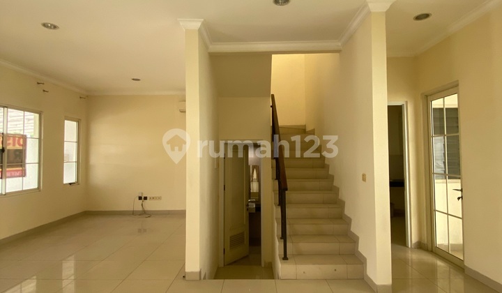 Very Cheap Two-Story House with Spacious Size Very Cheap Two-Story House with Spacious Size