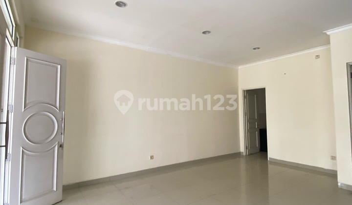 Disewakan Rumah Bagus Dua Lantaii Murahhh 2