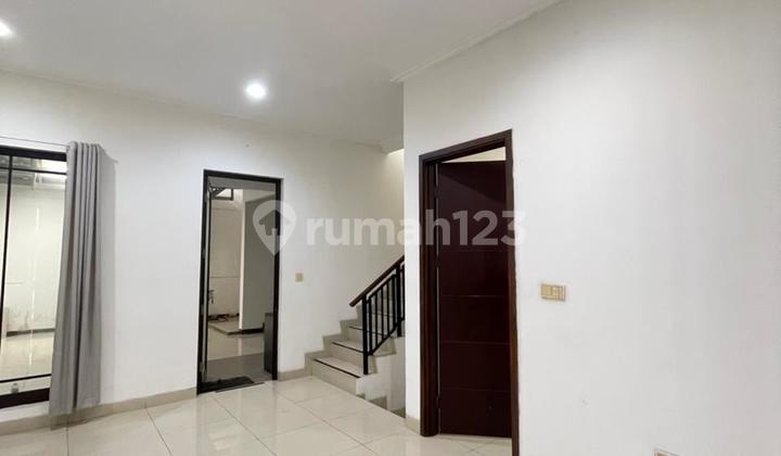 For Rent Nice House Ready to Occupy in Green Lake 2