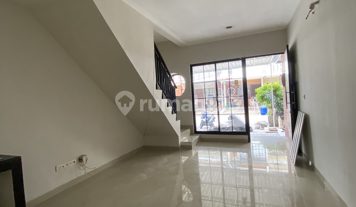 For Rent Minimalist House Flood-Free