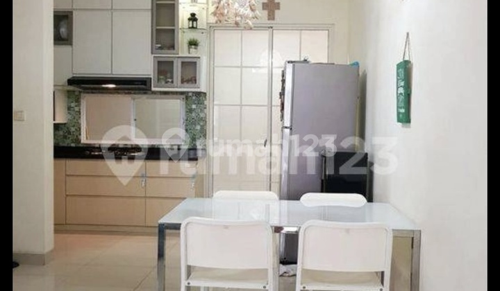 Disewakan Rumah Full Furnish di Green Lake City