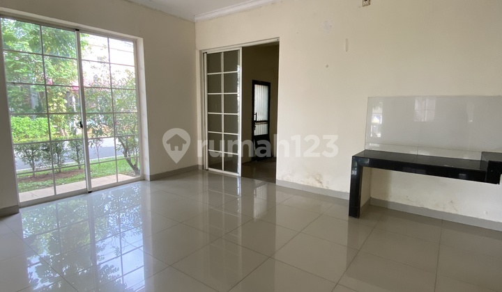 Disewakan Rumah Bagus Fi Green Lake Hoekk 2