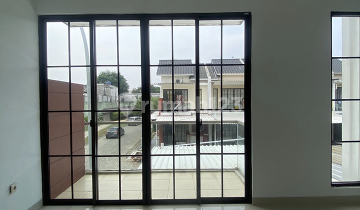 Disewakan Rumah Hoek Bagusss Siap Huniii 2