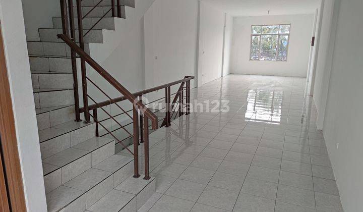 Ruko Gandeng Mayor Oking Cibinong Lokasi Bagus Ramai Pengunjung 9