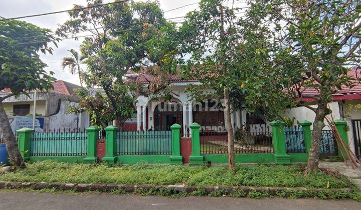 Rumah Strategis Tengah Kota Dekat Universitas Cocok Untuk Invest Kantor Rumah Tinggal ataupun Usaha Kosan 9