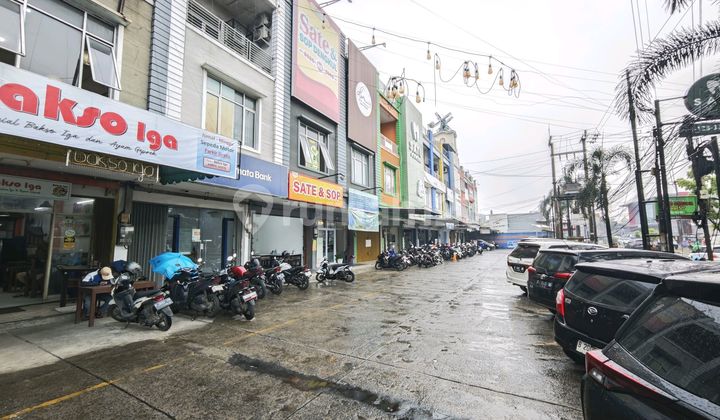 Mayor Oking Shop House Near BCA Bank, Holland Bakery, and Cibinong Toll Road 2