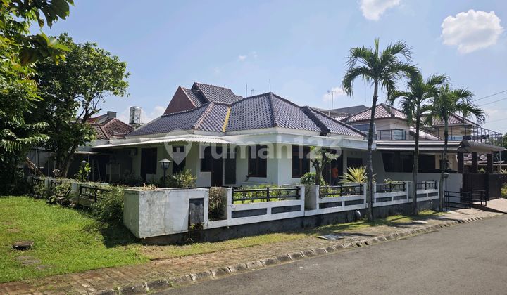 House in Yasmin Park, Spacious Green View, Strategic and Quiet Location 2