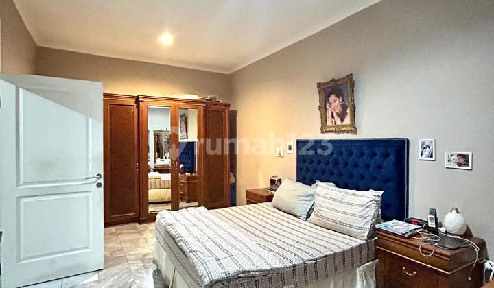 Tebet Barat,rumah Sangat Siap Huni Dekat Taman Akses Jalan Lebar 2